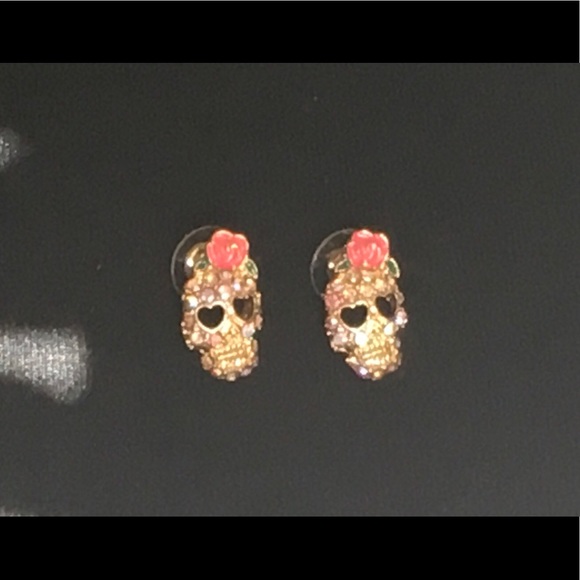 😍 Sweet Sugar Skull/Dia de los Muertos Earrings😍 - Picture 4 of 7